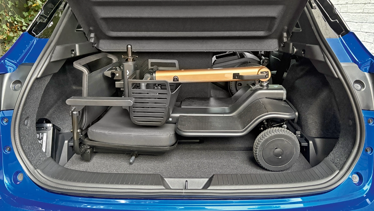 a-mobility-scooter-in-the-boot-of-a-nissan-qashqai-e-power.webp