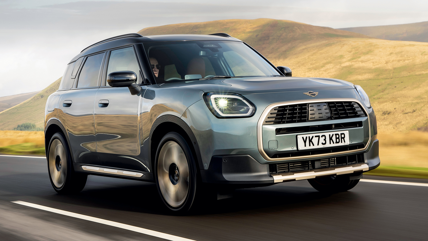 Mini Countryman on a country road